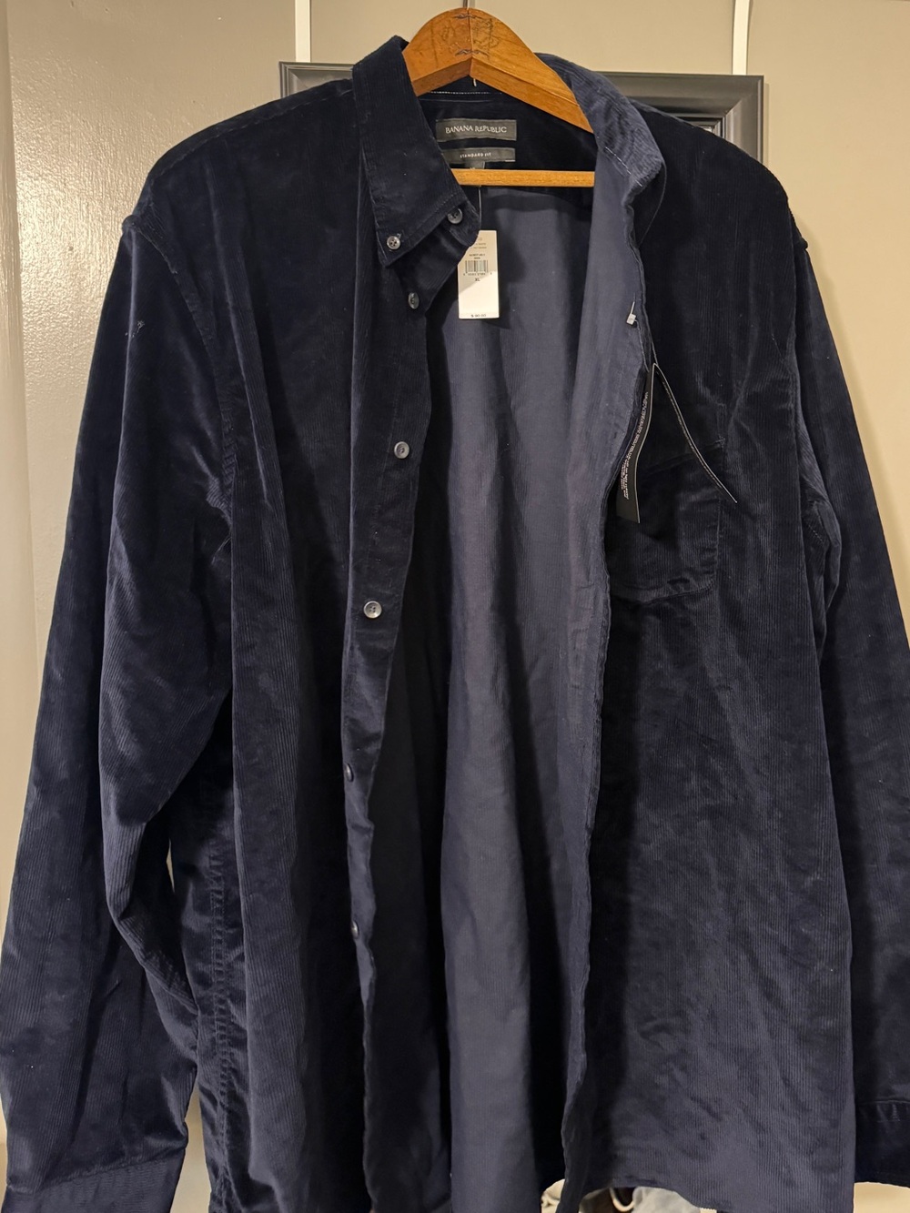 Banana Republic Men’s Dark Navy Corduroy Shirt Size XL
